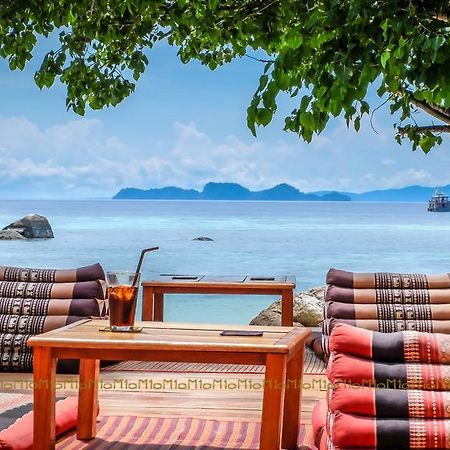 Ten Moons Lipe Resort Ngoại thất bức ảnh