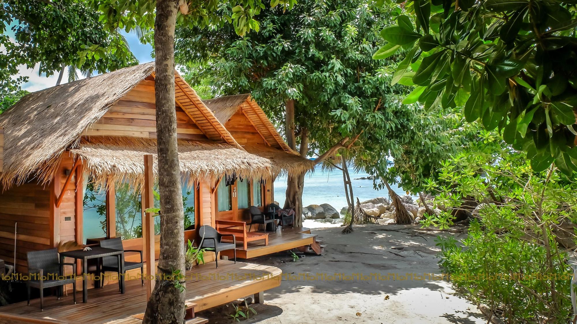 Ten Moons Lipe Resort Ngoại thất bức ảnh