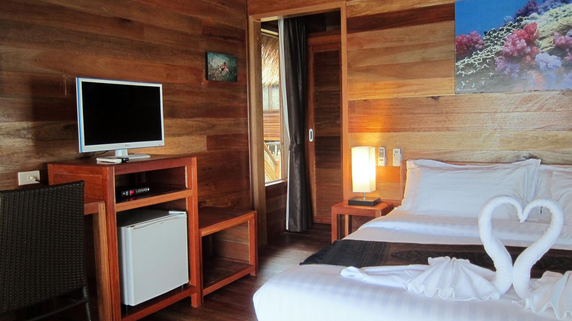 Ten Moons Lipe Resort Ngoại thất bức ảnh