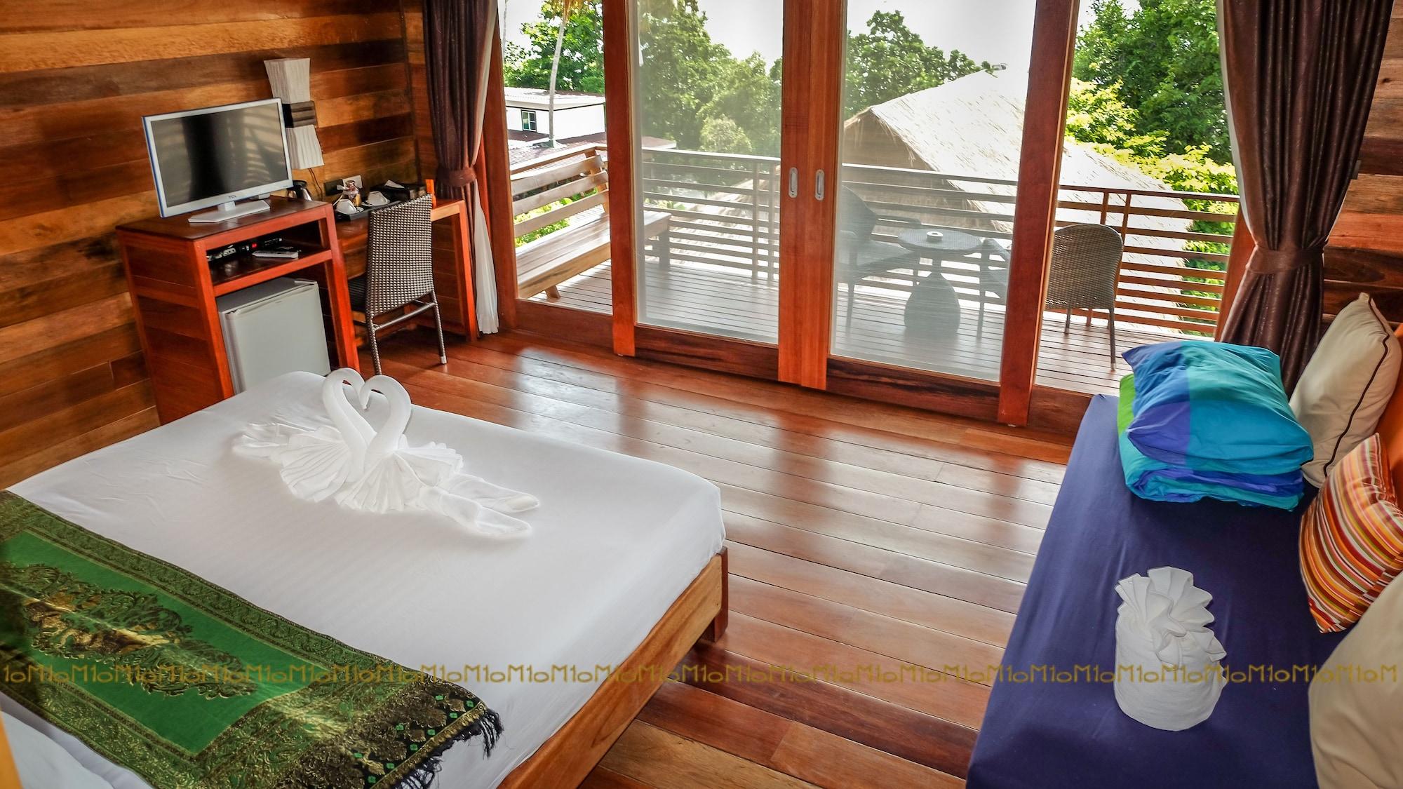 Ten Moons Lipe Resort Ngoại thất bức ảnh