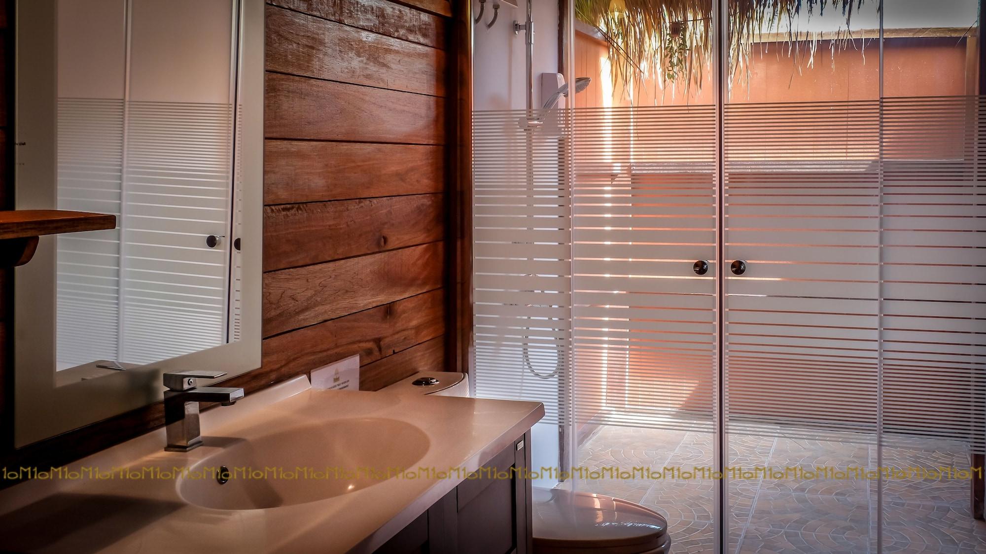 Ten Moons Lipe Resort Ngoại thất bức ảnh