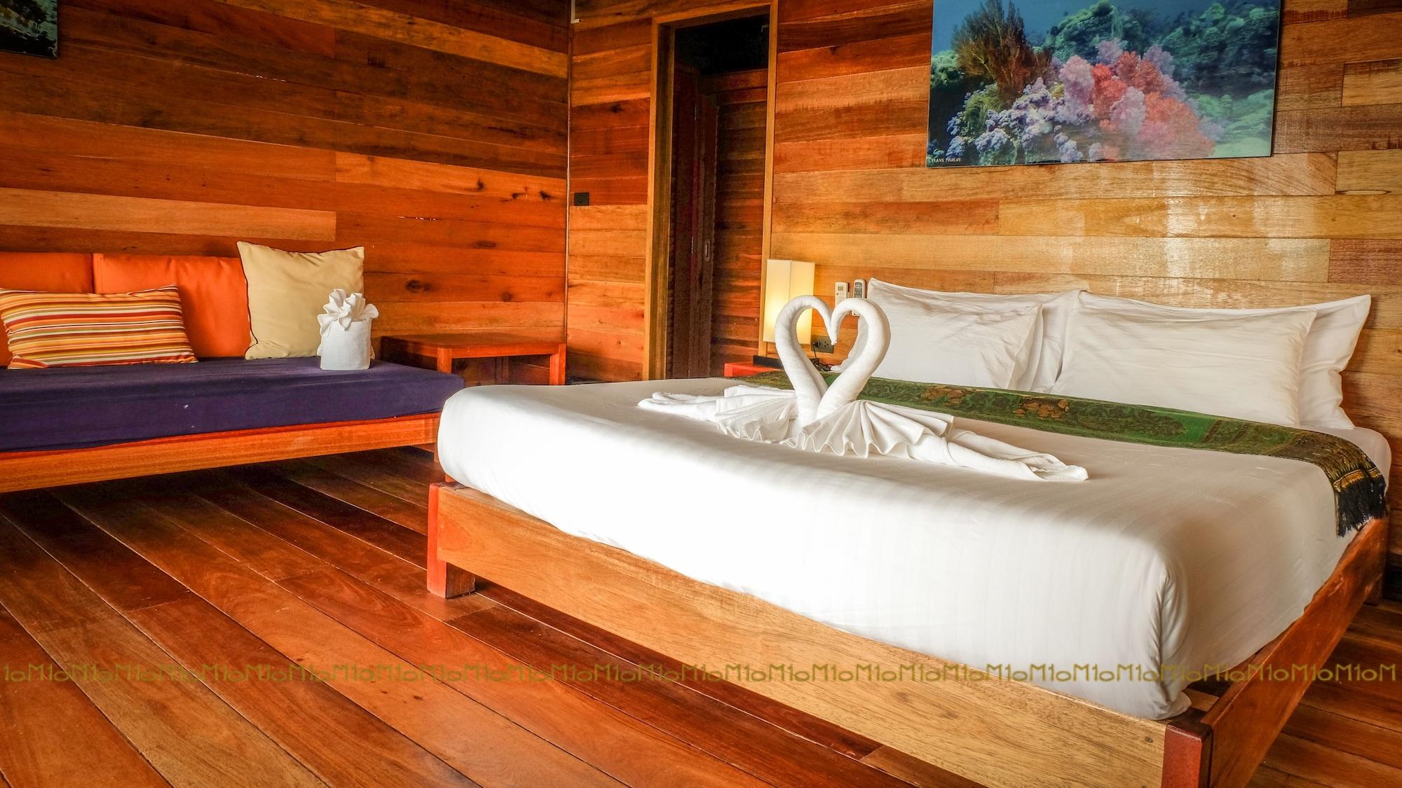 Ten Moons Lipe Resort Ngoại thất bức ảnh
