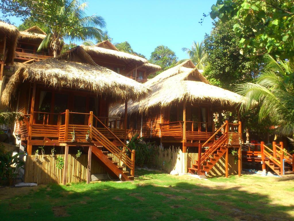 Ten Moons Lipe Resort Phòng bức ảnh