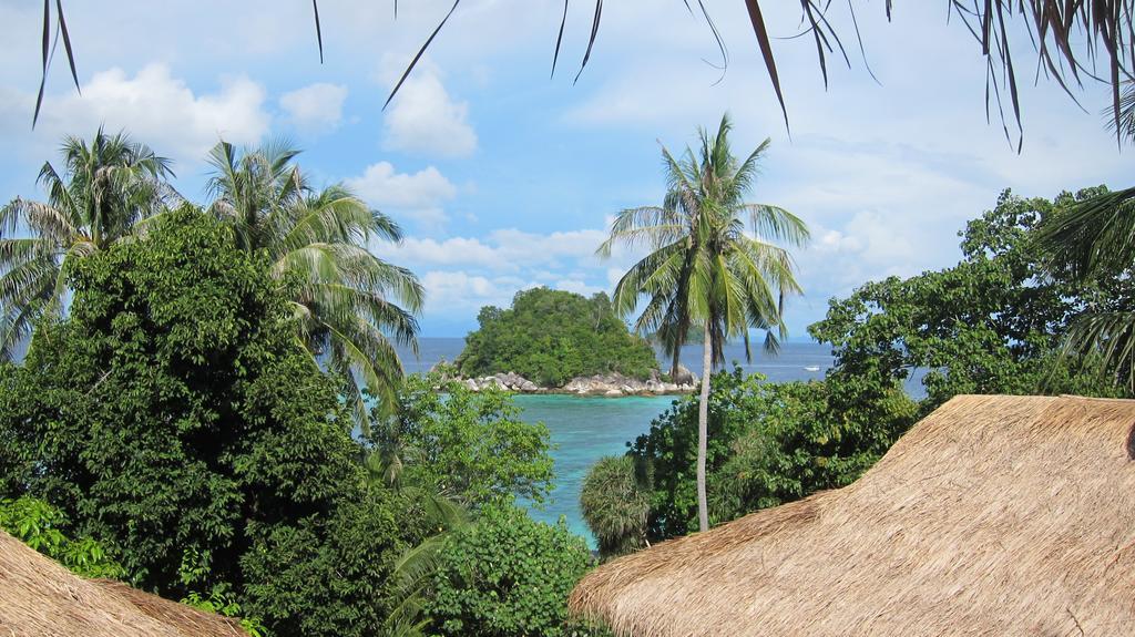 Ten Moons Lipe Resort Phòng bức ảnh