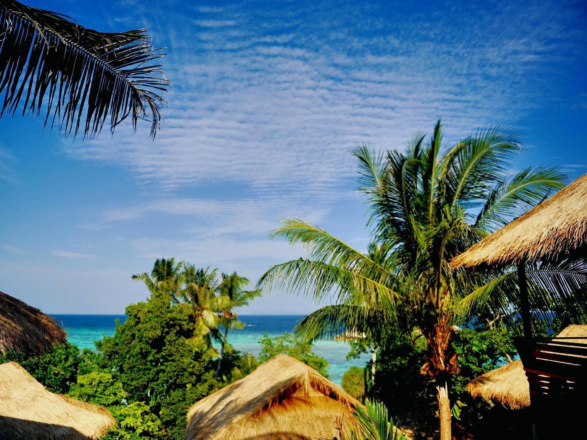 Ten Moons Lipe Resort Ngoại thất bức ảnh