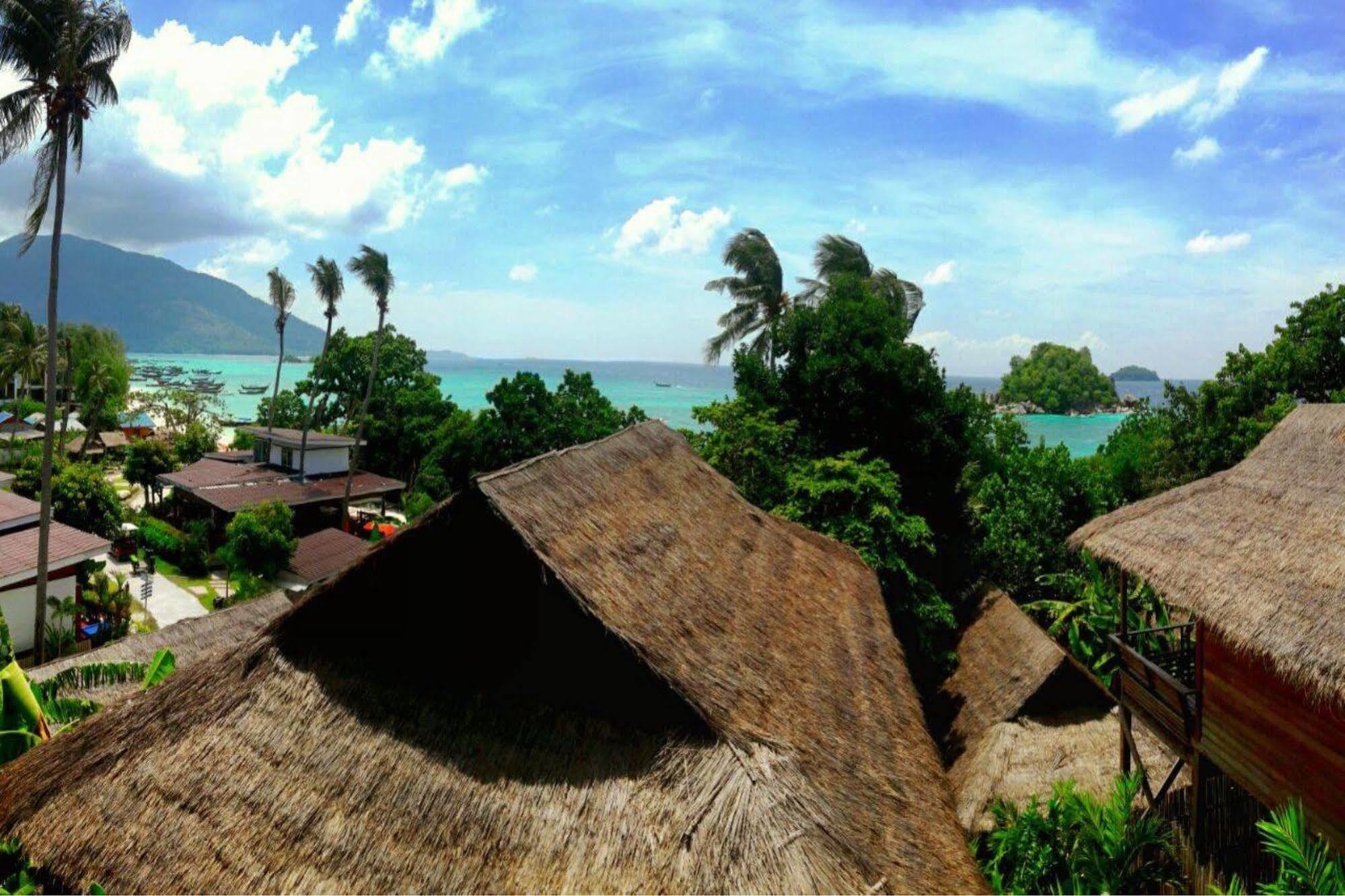 Ten Moons Lipe Resort Ngoại thất bức ảnh